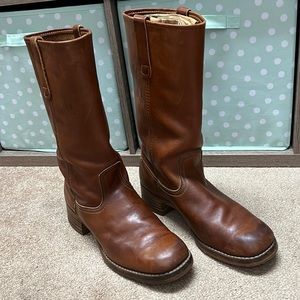 Men’s leather boots